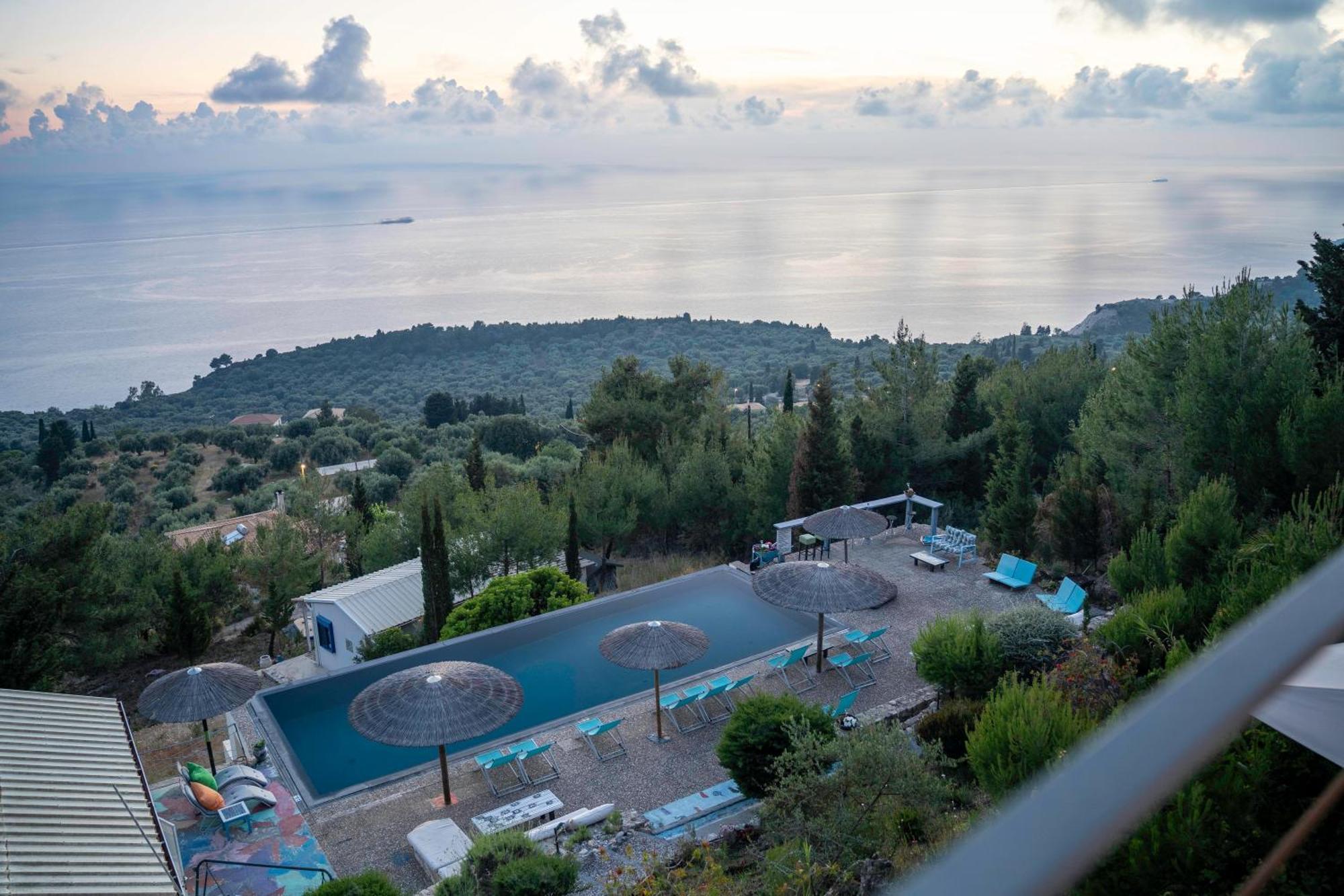 Serenity Boutique Suites Athánion Exteriér fotografie